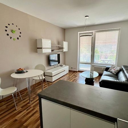 Apartment Jegeho Bratislava - Tipos Arena Extérieur photo
