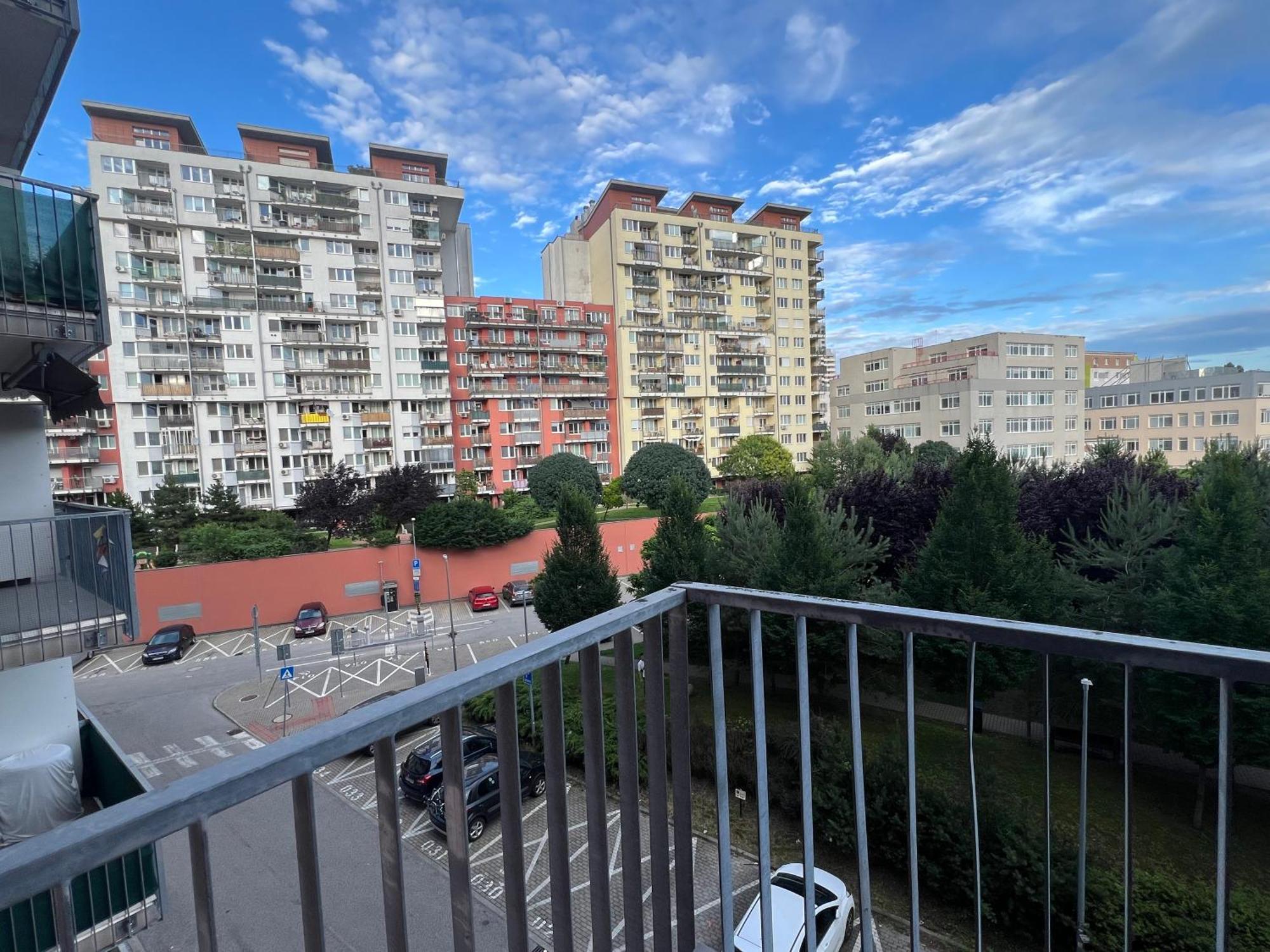 Apartment Jegeho Bratislava - Tipos Arena Extérieur photo