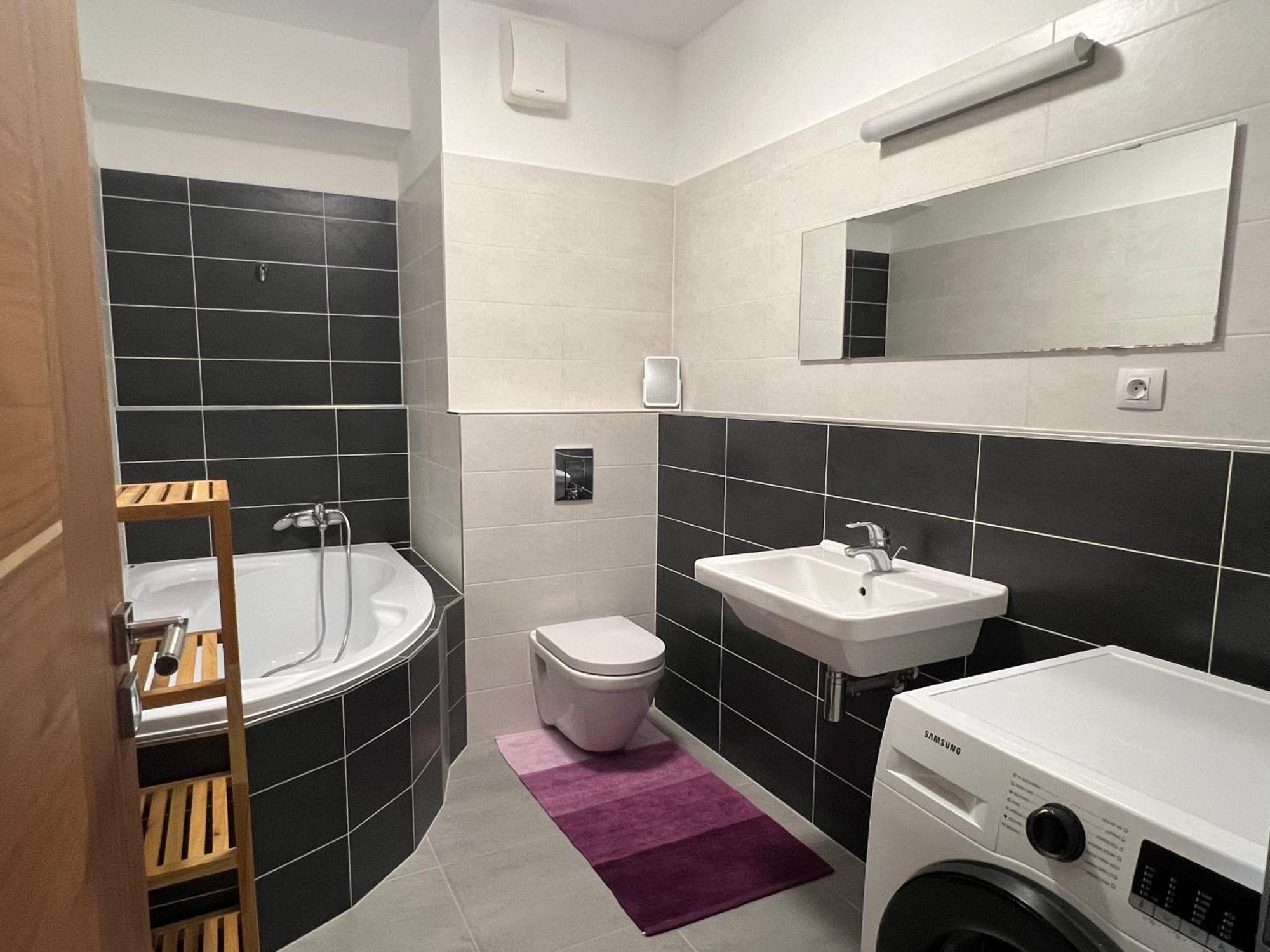 Apartment Jegeho Bratislava - Tipos Arena Extérieur photo