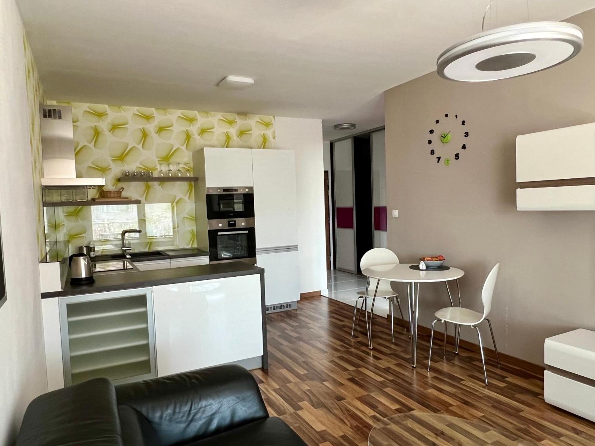 Apartment Jegeho Bratislava - Tipos Arena Extérieur photo